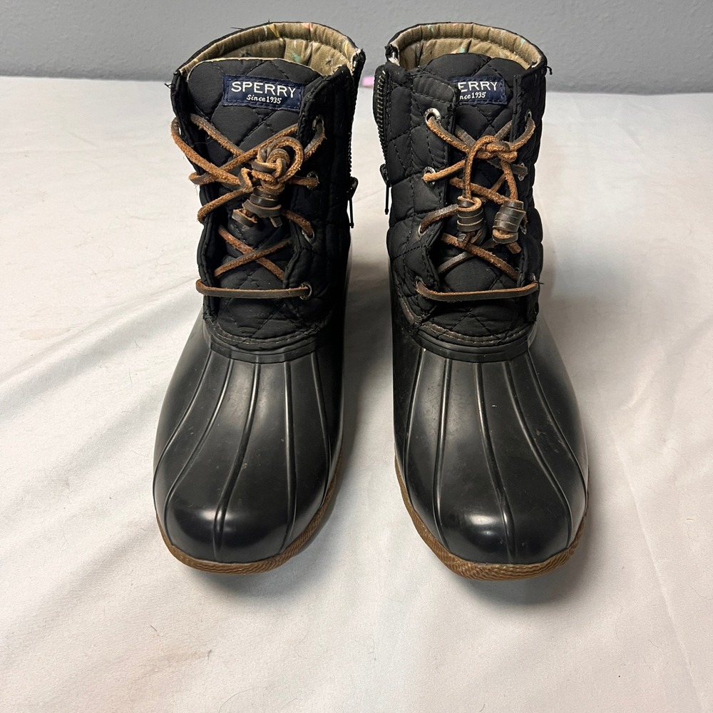 Sperry Saltwater Quilted Womens Black Duck Boots Waterproof STS94063 Size 7.5